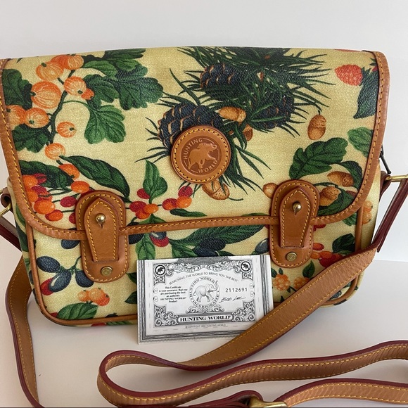 Authentic Hunting World Bag - Picture 3 of 5